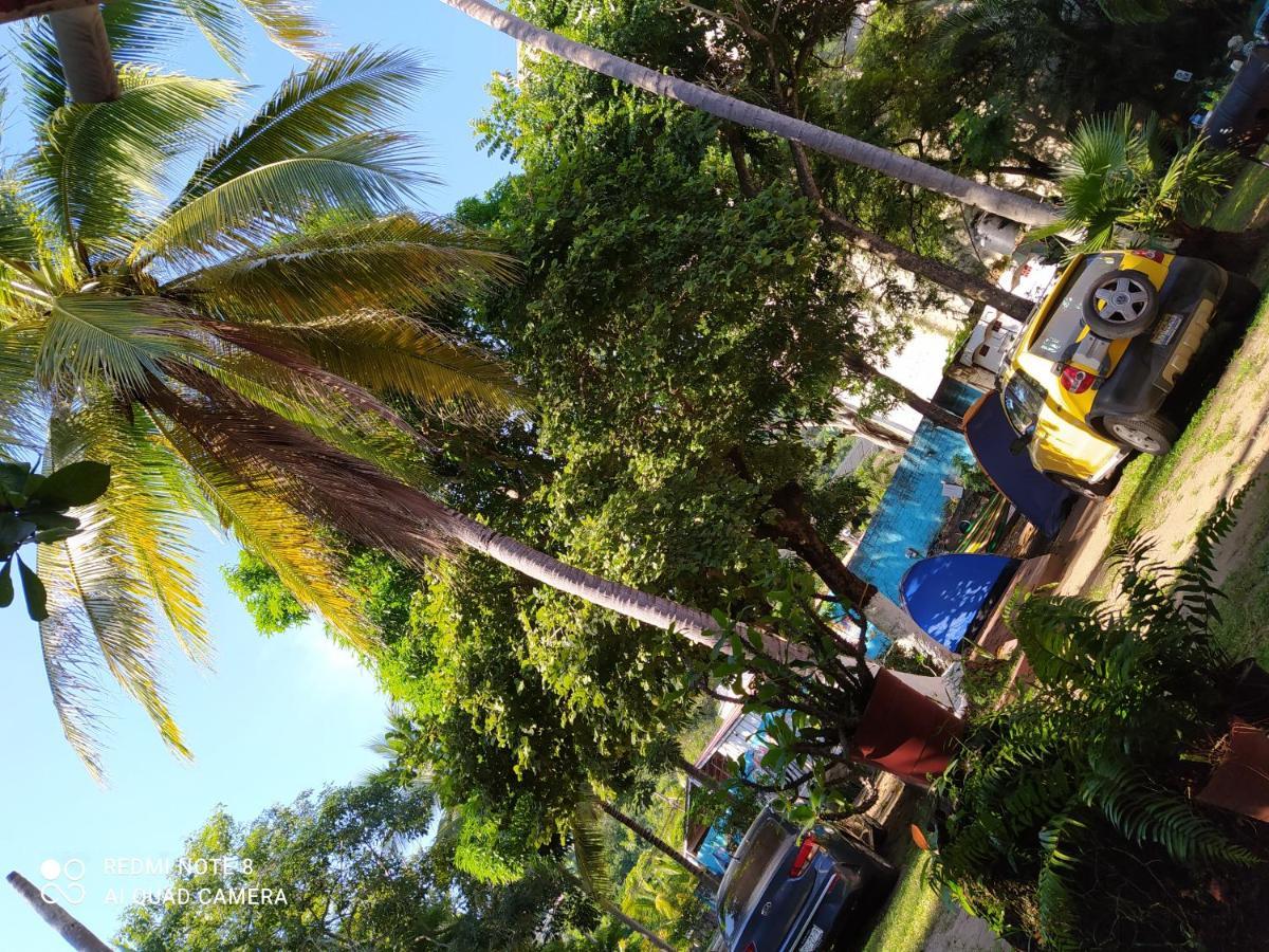 Delias Trailer Park Hotell Rincon de Guayabitos Exteriör bild
