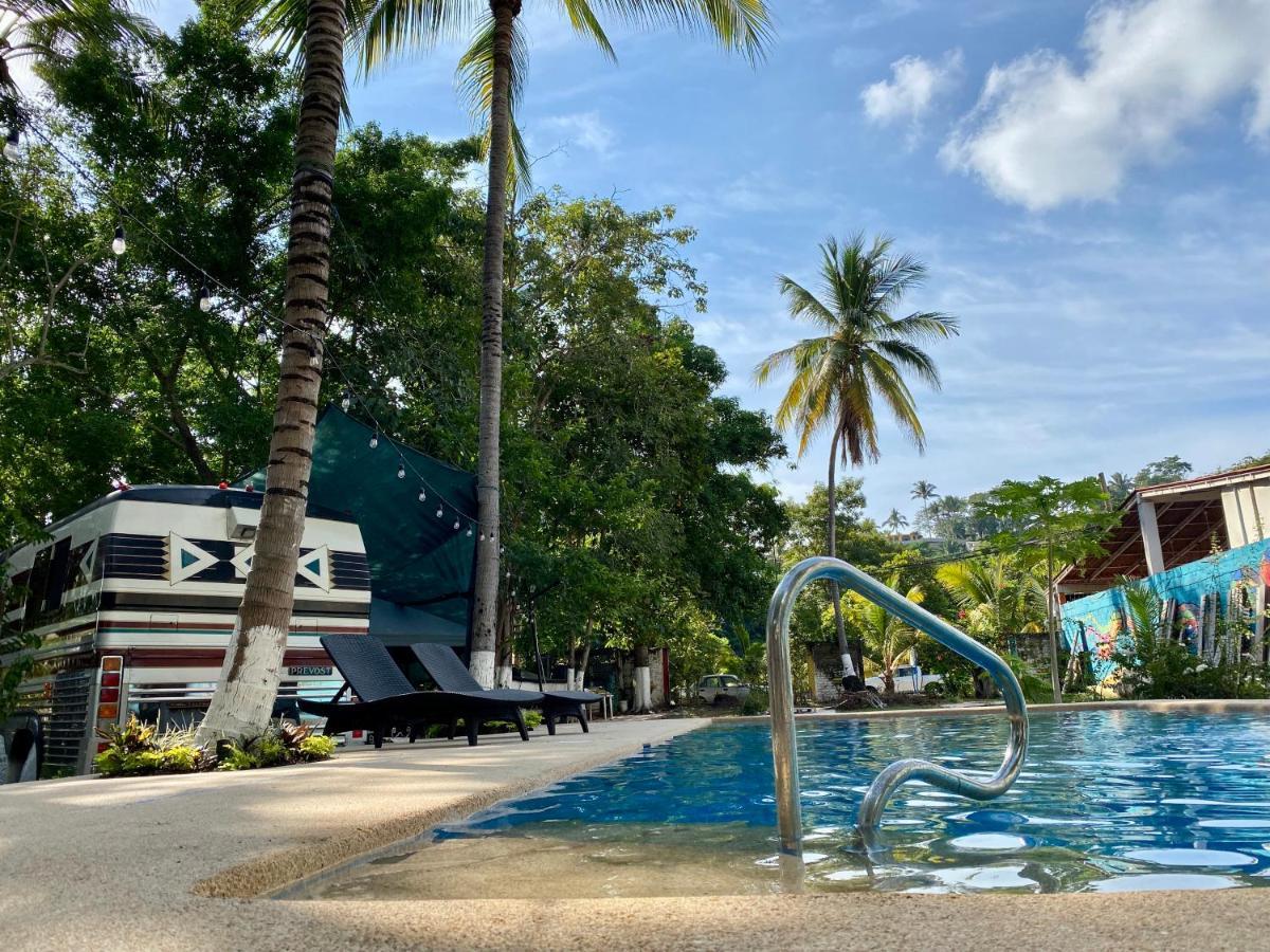 Delias Trailer Park Hotell Rincon de Guayabitos Exteriör bild