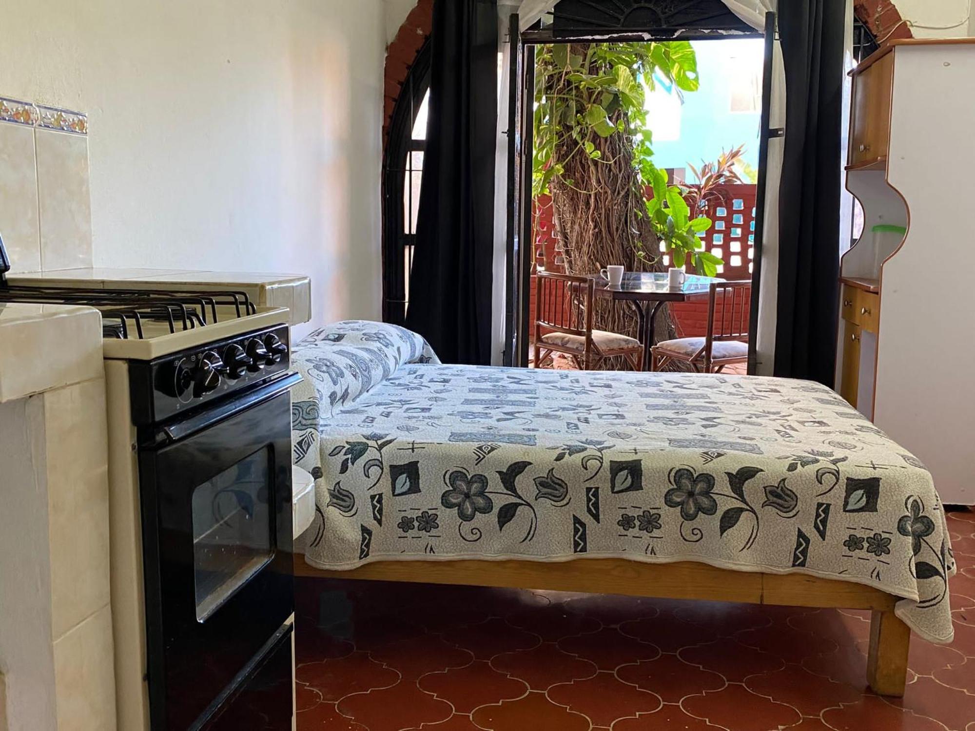 Delias Trailer Park Hotell Rincon de Guayabitos Exteriör bild